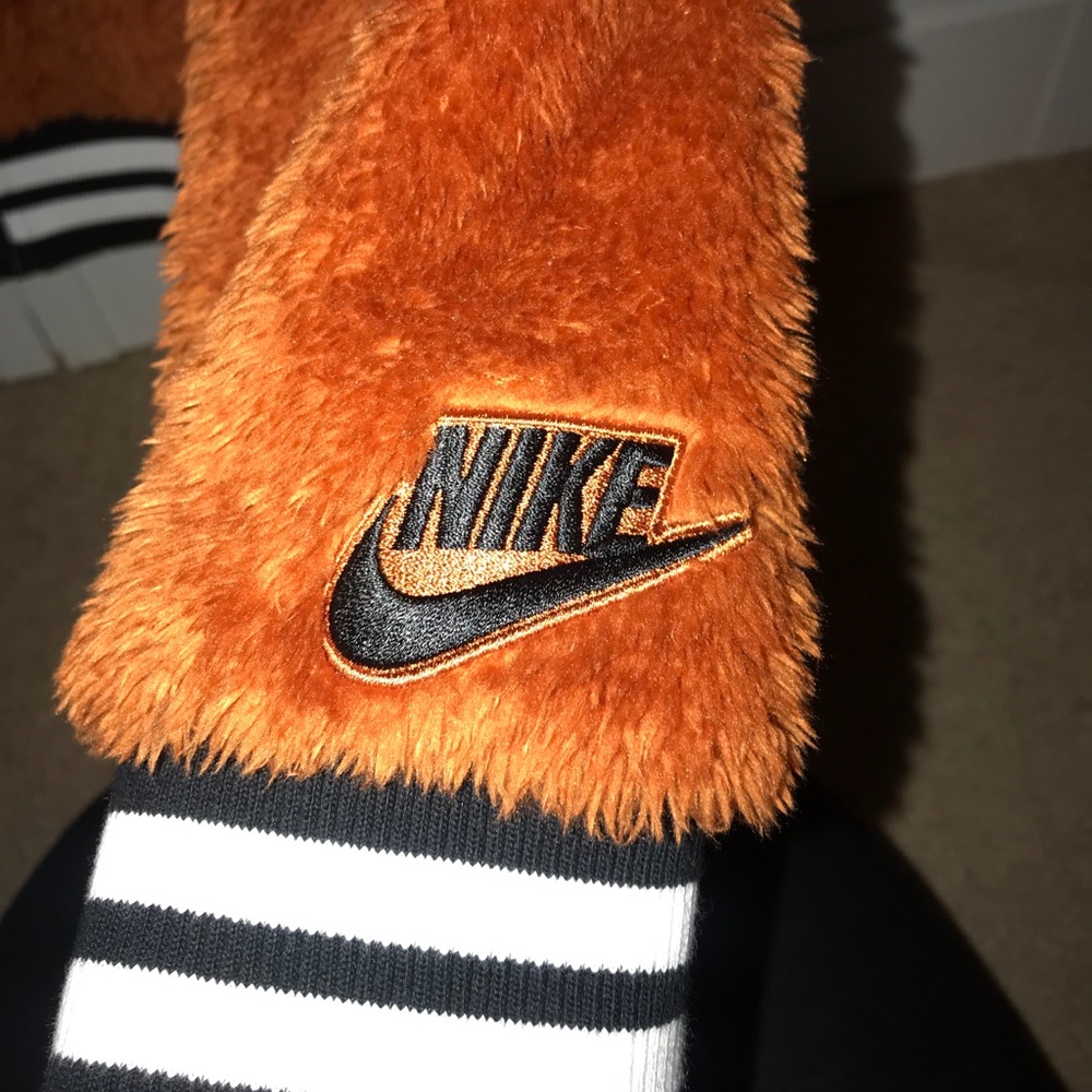 Nike Sweater
